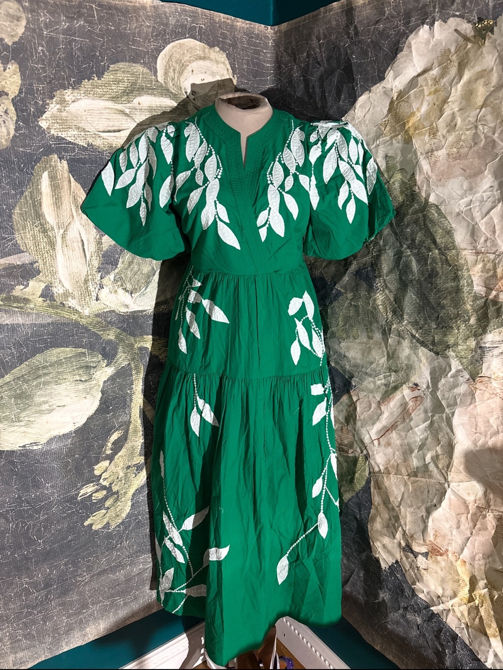 Anthropologie Shirt-Sleeve Applique Embroidered Green Puff-Sleeve Midi Dress - Picture 4 of 4